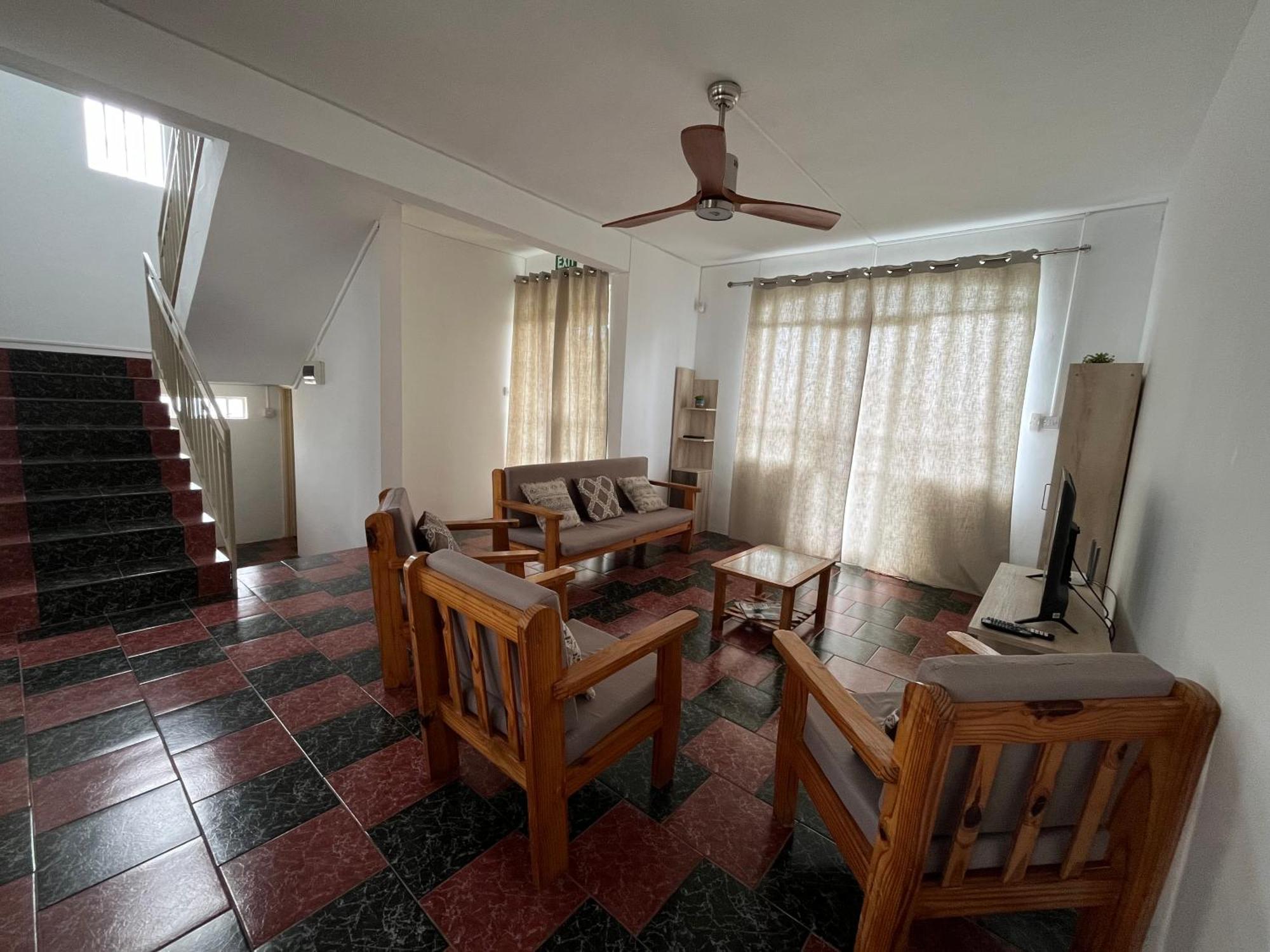 Tropical Retreats Apartment Flic en Flac Bagian luar foto